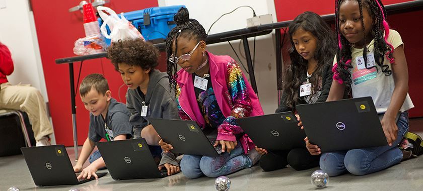  Trimmier Elementary STEAM Day Merges Science, Fun