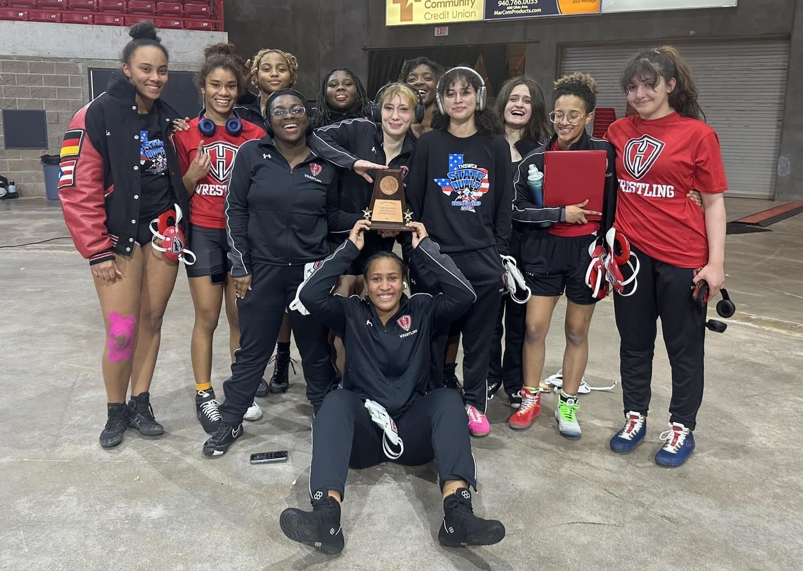 HHHS girls wrestle 1-20