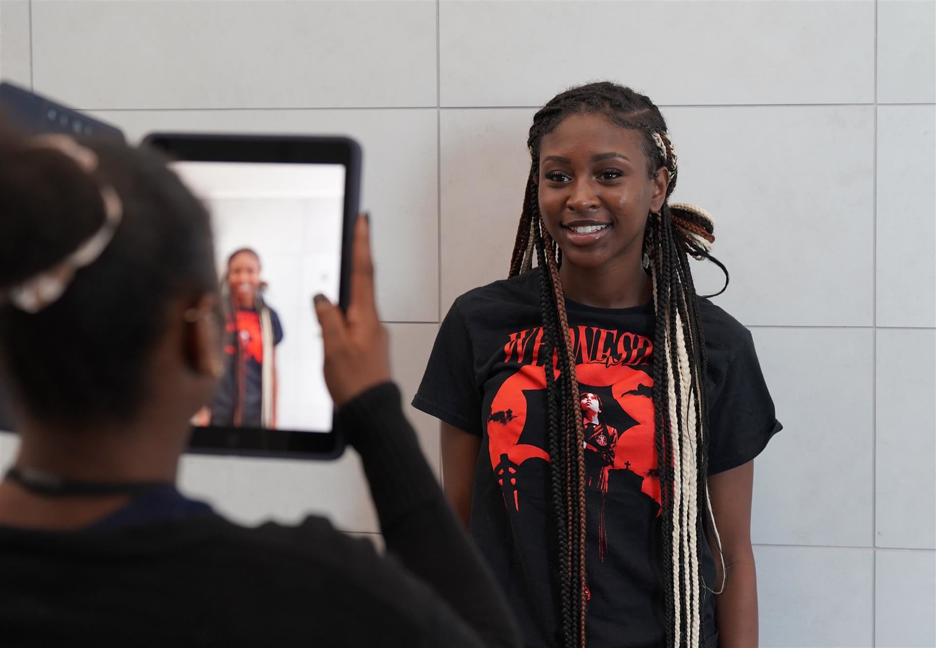 Student gets her picture tacken