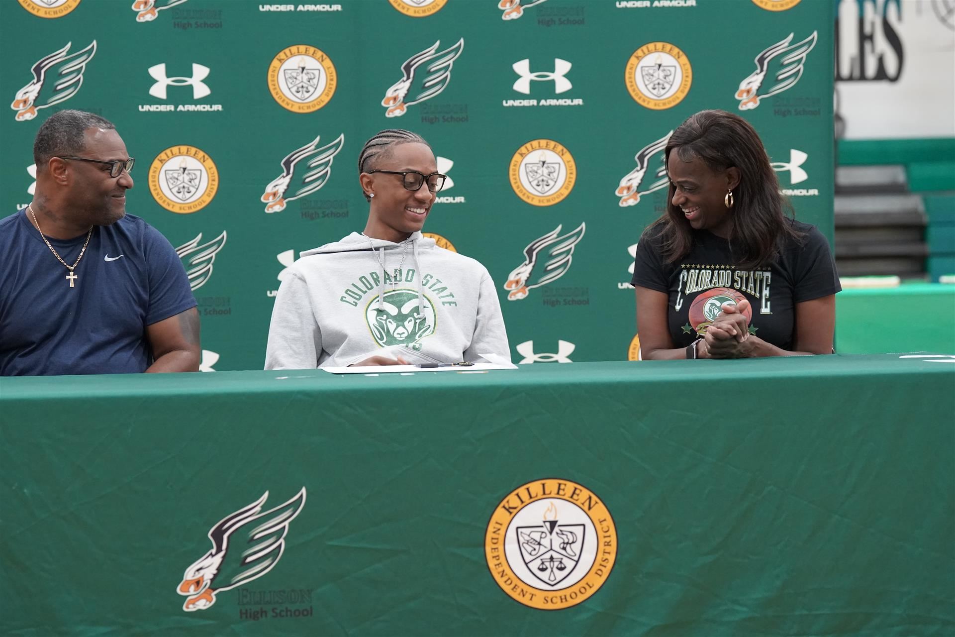 JoJo McIver Signing