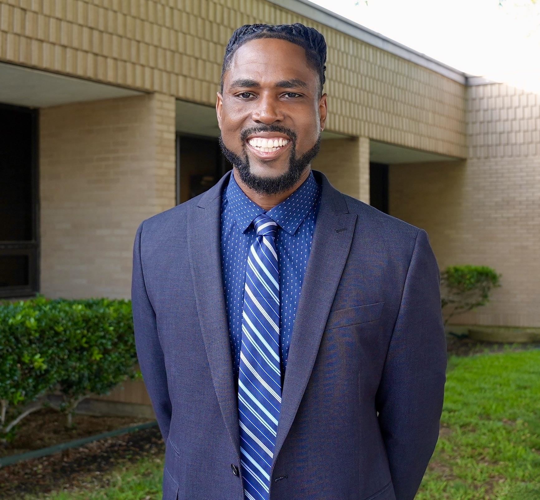 Dr. Etienne Headshot