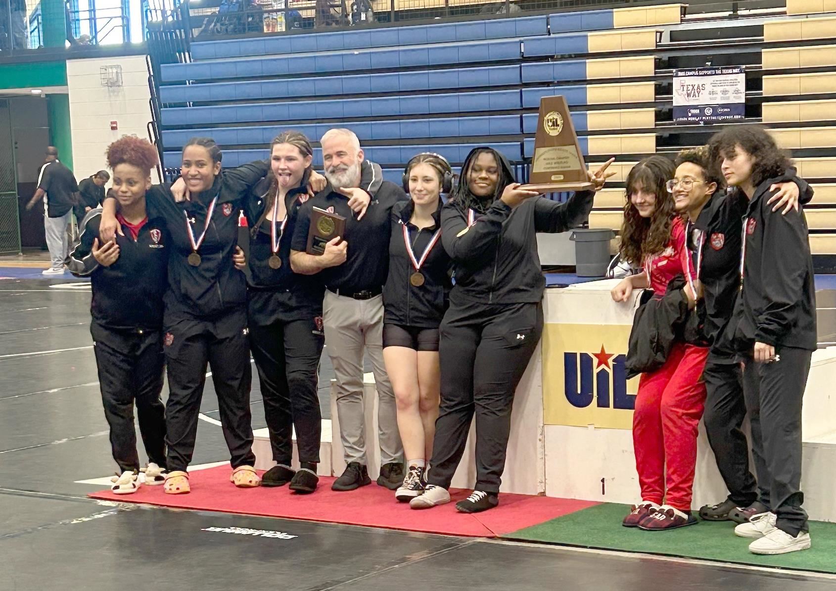 HHHS girls regional champs