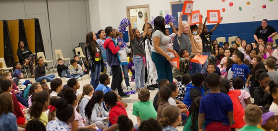  Students Cheering