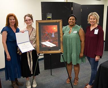 KHS senior Emily Parsons wins conteset