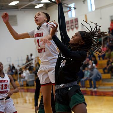 Pair of stars tangle in Knights-Eagles matchup