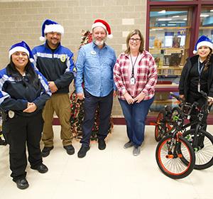 Blue Santa delivery to Skipcha ES