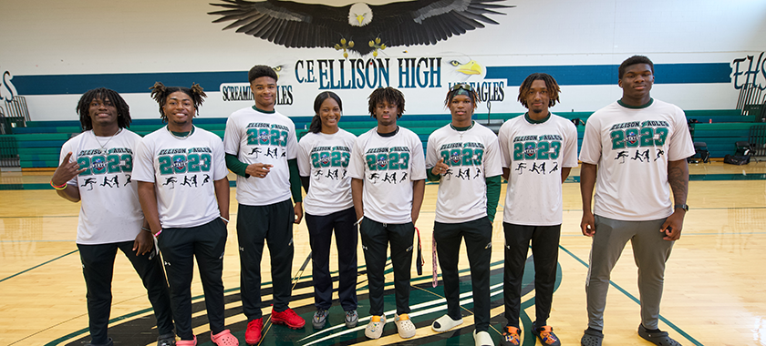  Ellison track qualifies relay teams, runner, hurdler to state meet