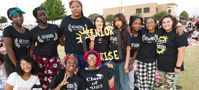  Early College seniors continue sunrise tradition