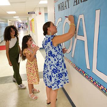 Meet the Teacher Peebles ES