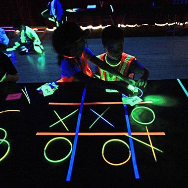 Nolanville students learn in glow room