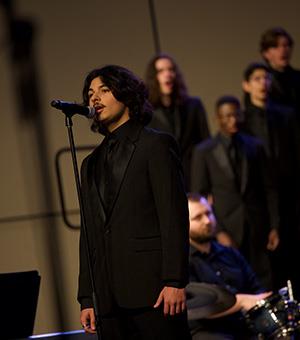 Soloist Mattais Fragoso