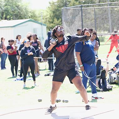 Knights shot put Jaden Cook