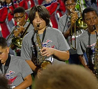 Middle school bands join finale
